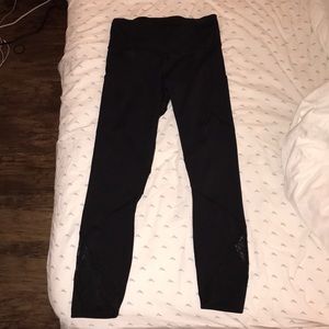 Blk Lululemon Goal Crusher tights sz 4